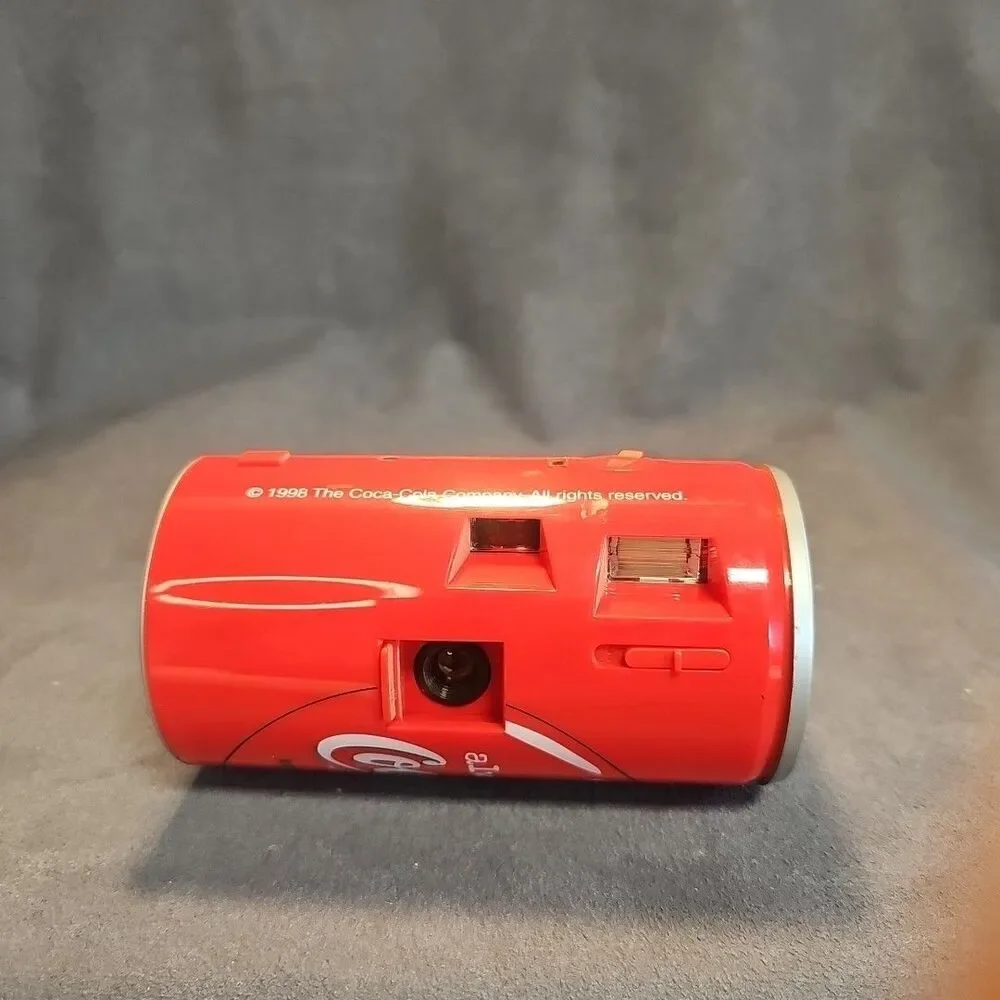 [MINT] VIntage 2001 Coca Cola Can 35mm Film Camera Wrist Strap Included NWOB